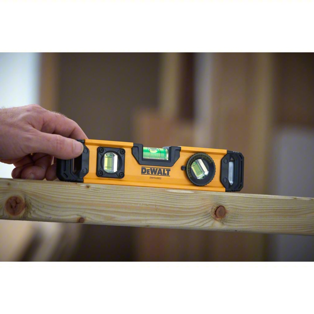 DeWalt 9in.Torpedo Magnetic Level